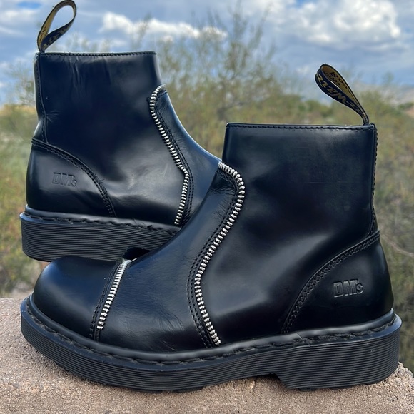 🏴󠁧󠁢󠁥󠁮󠁧󠁿 Dr. Martens MIE Zippered Y2K Chunky Mono Black Ankle Boots UK 5 - Picture 6 of 17